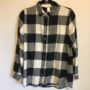 H&M Women's Flannel Size: 2