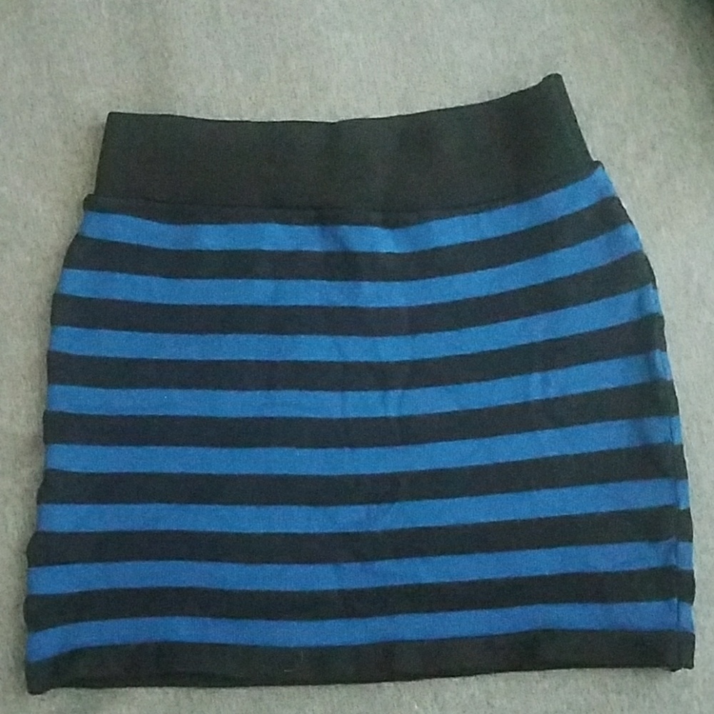 Striped Pencil Skirt