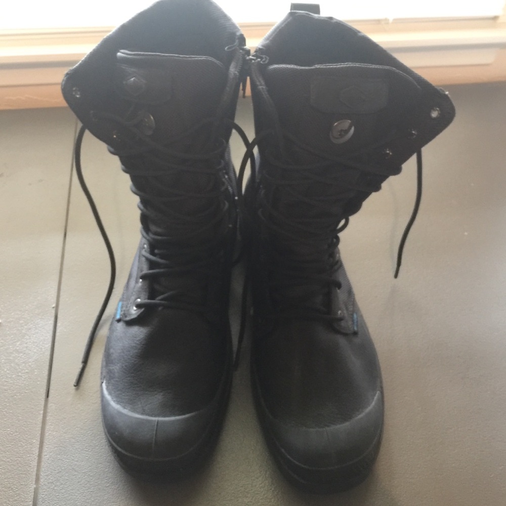 Palladium boot