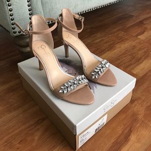 Jessica Simpson nude heels
