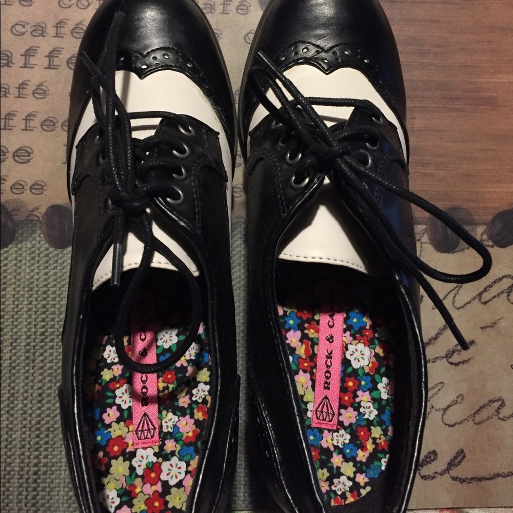 Oxford Heel