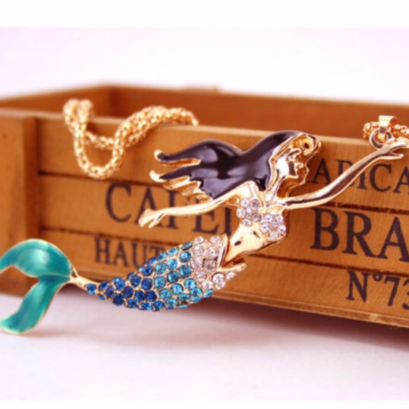 Mermaid Necklace - Picture 1 of 4