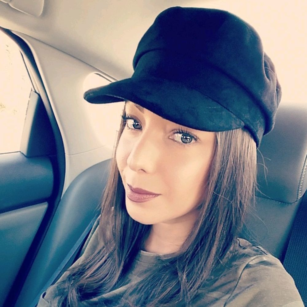 Meet your Posher, Denise