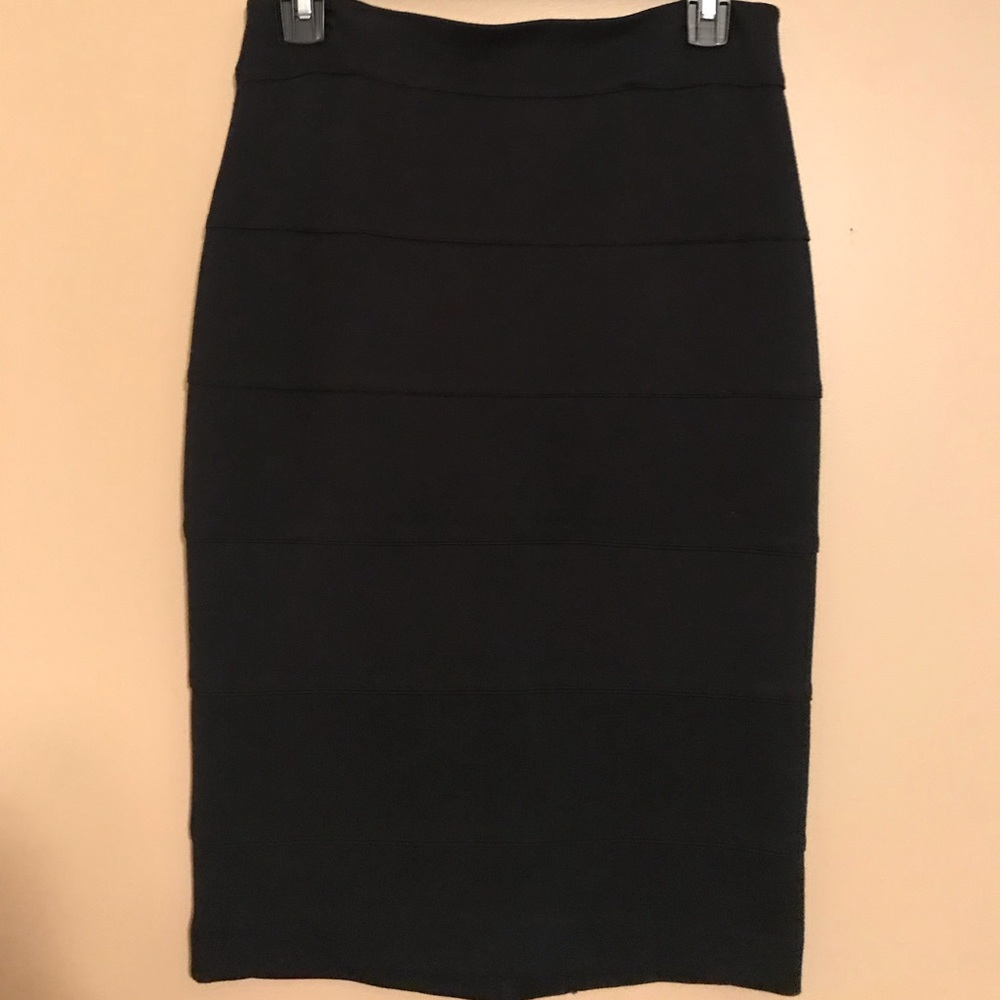 Thalian Black Pin skirt size 2 worn once