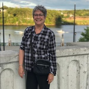 Meet your Posher, Nancy