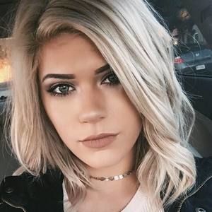 Meet your Posher, Lindsey