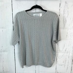 🌟Short sleeve metallic silver sweater🌟 🌟Short sleeve metallic silver sweater🌟
