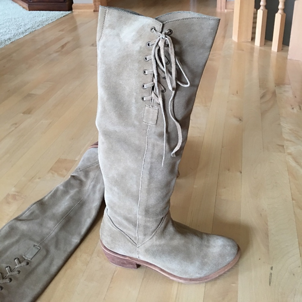 Light tan buckskin knee-high slouchy boots