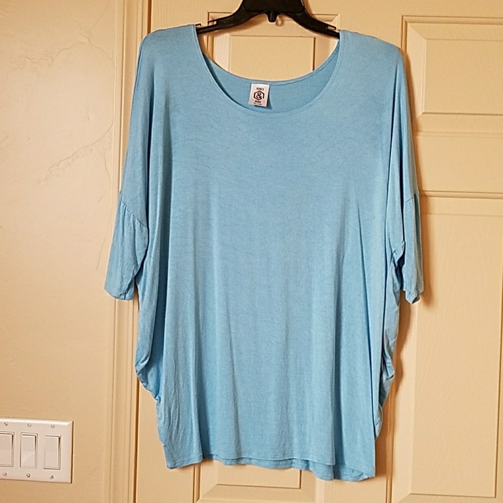 AGNES & DORA DOLMAN TUNIC, EUC