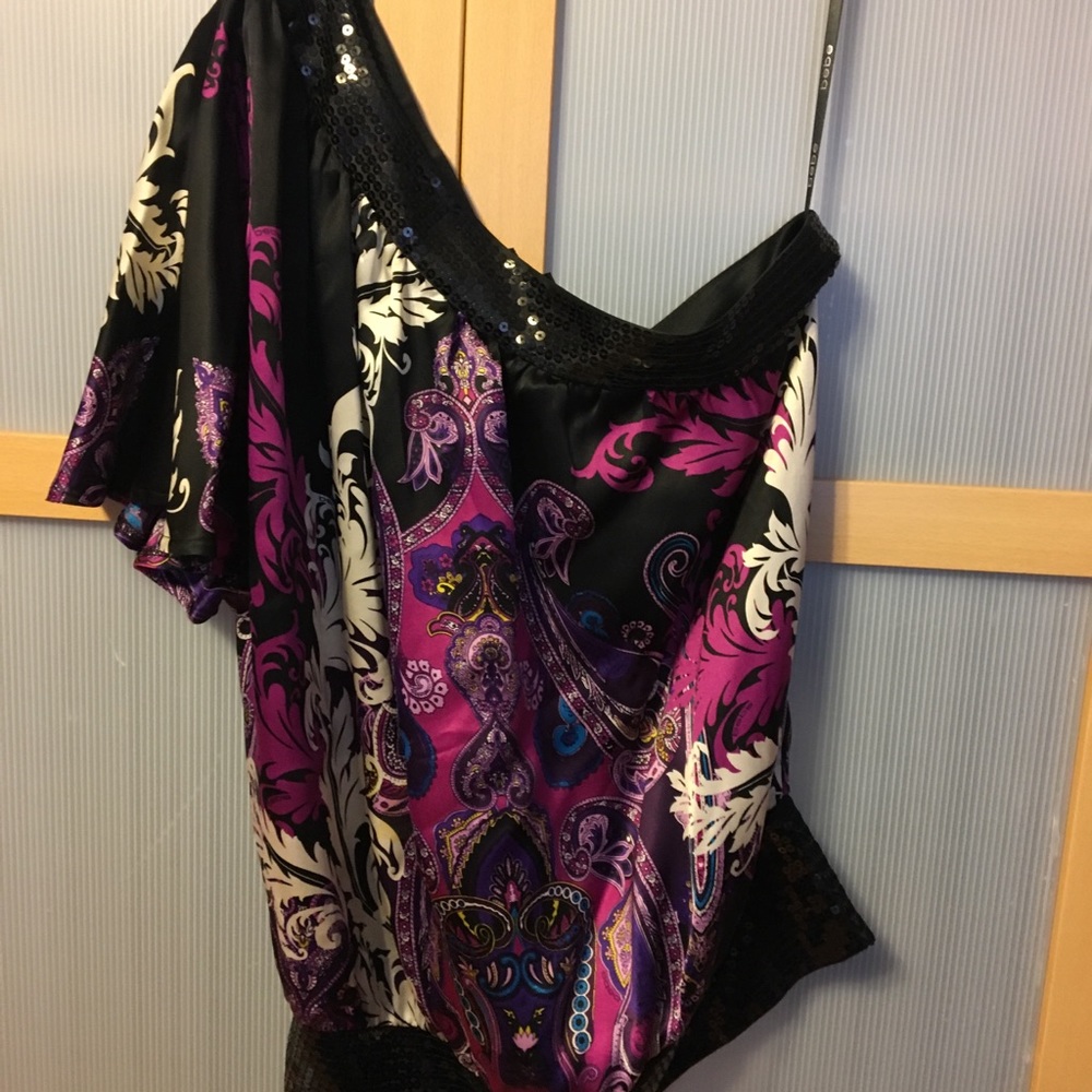 Bebe off the shoulder top