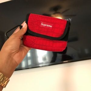 Supreme belt pouch