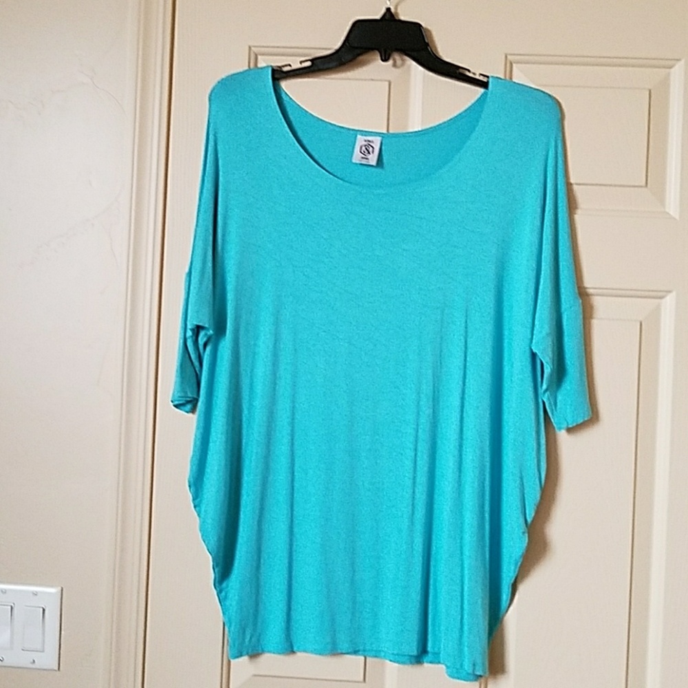 AGNES & DORA DOLMAN TUNIC, EUC