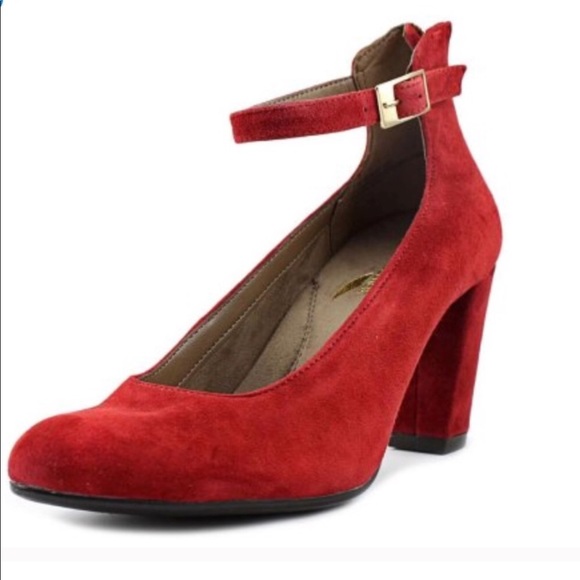 Sz 6🌹Aerosoles suede leather heels - Picture 2 of 4