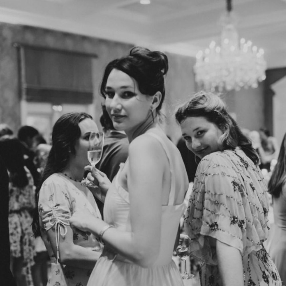 Meet your Posher, Holly