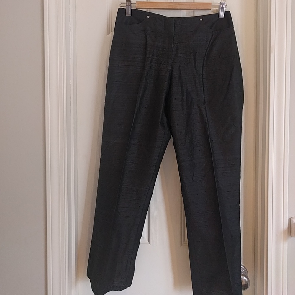 Bebe black dupioni silk capri flare leg pant 8