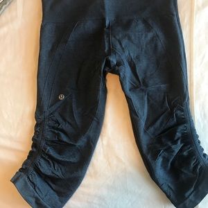 Lulu Lemon In The Flow Crop