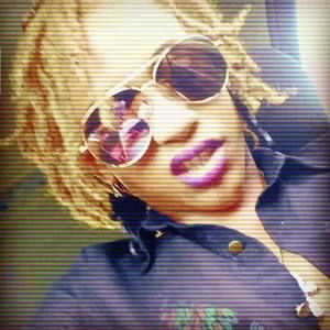 Meet your Posher, Gabrielle