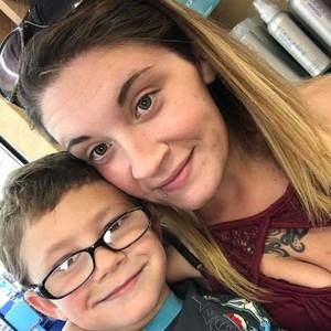 Meet your Posher, Nikki