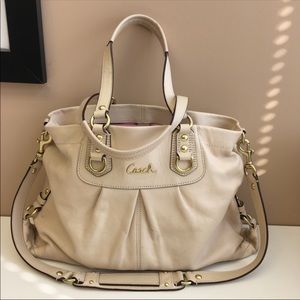 Coach Kelsey Satchel