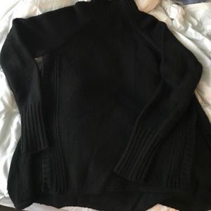 American Eagle turtleneck sweater
