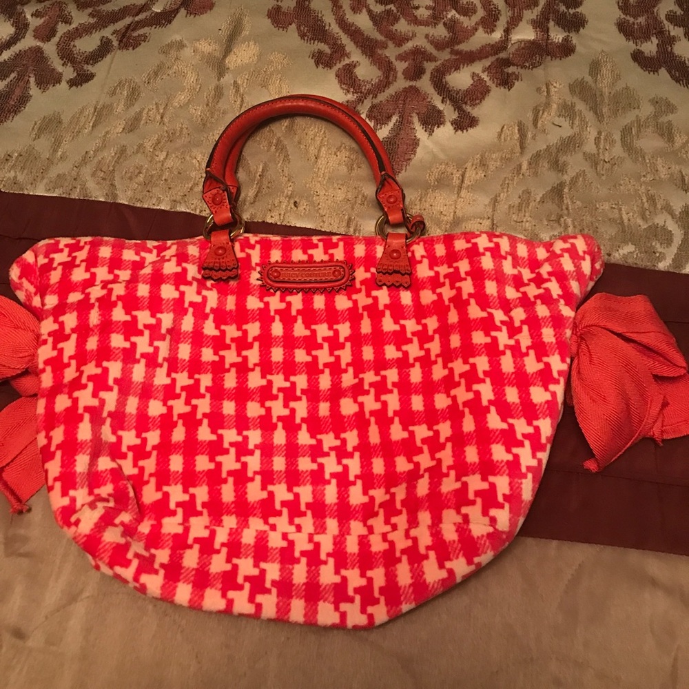 Red Juicy couture bag
