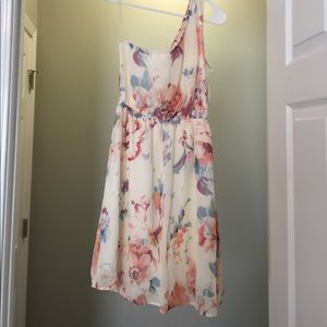 Everly Dress Size Small