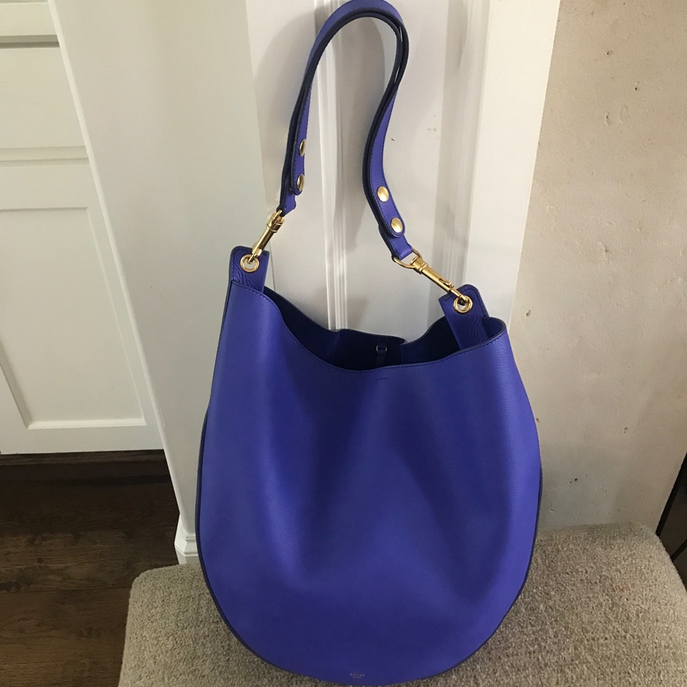 CÉLINE Striking Indigo Med Trotteur Hobo - Picture 3 of 8