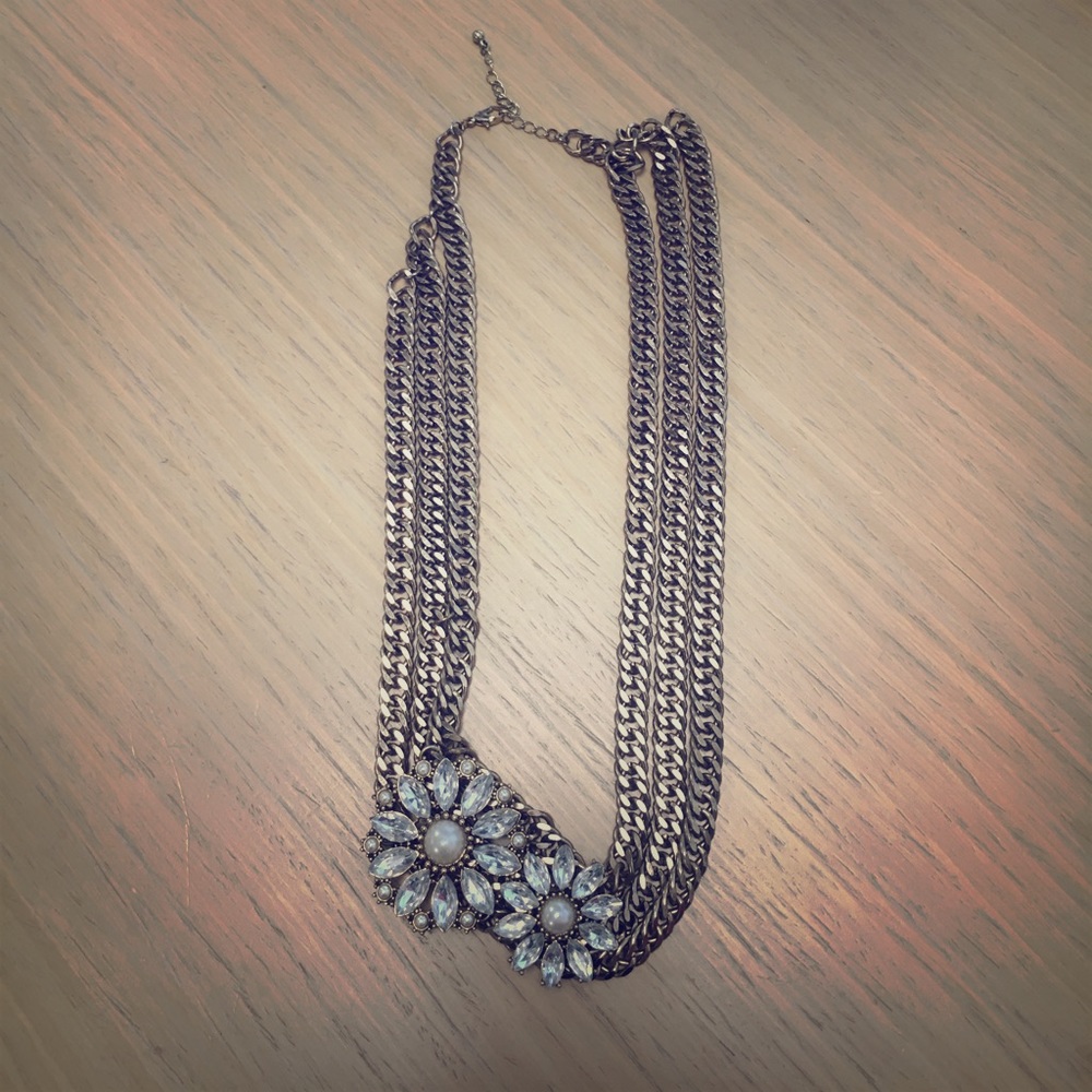 Perry Street Bloomingdales Necklace Flower Pearl