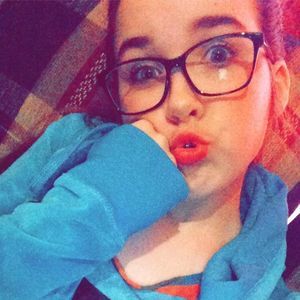 Meet your Posher, Layla