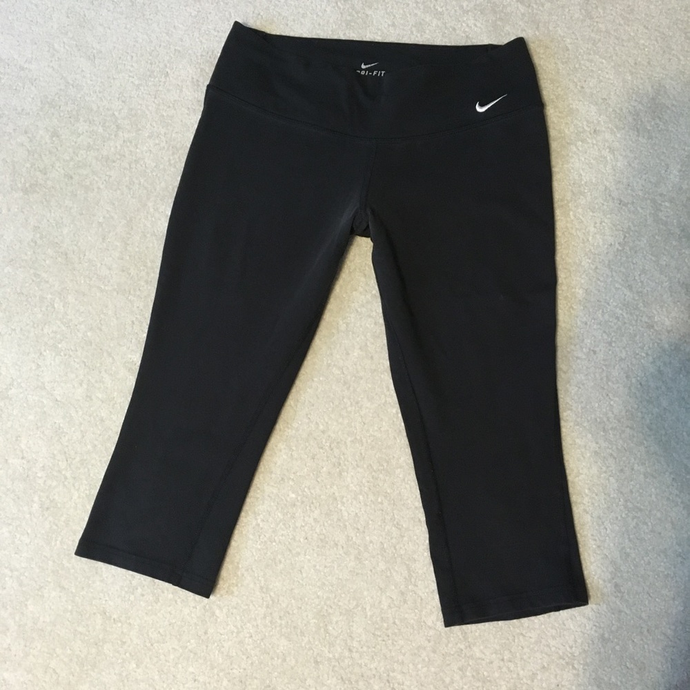 Nike Black Workout Crops