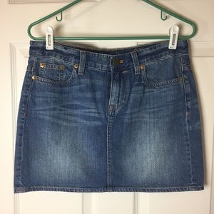 J. Crew indigo denim mini size 29 NWT J. Crew indigo denim mini size 29 NWT
