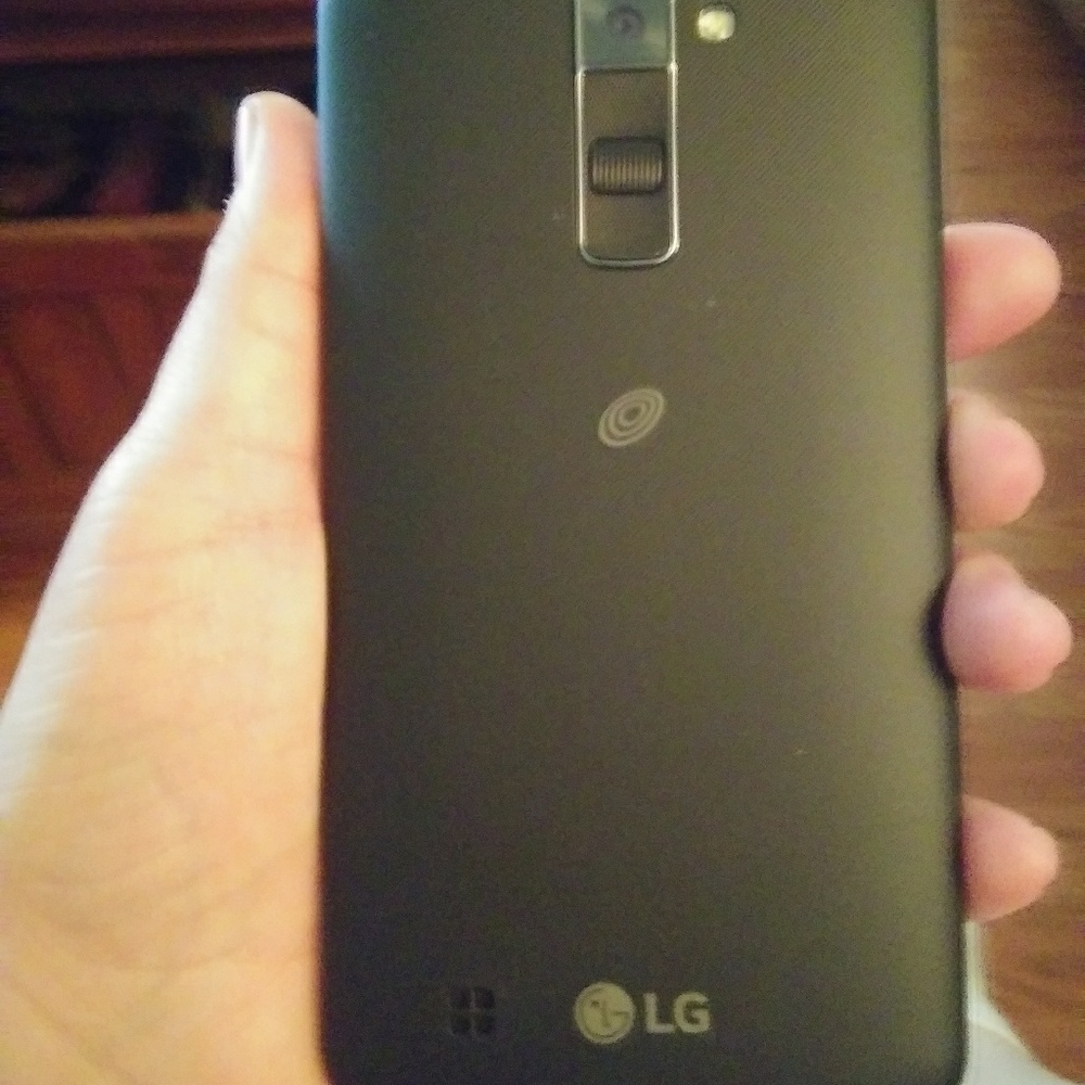 Android Lg Premier LTE straight talk phone - Picture 2 of 2