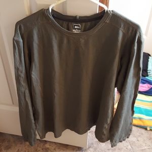REI Merino Wool shirt size M/L