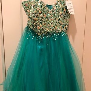 Short sparkly dress!