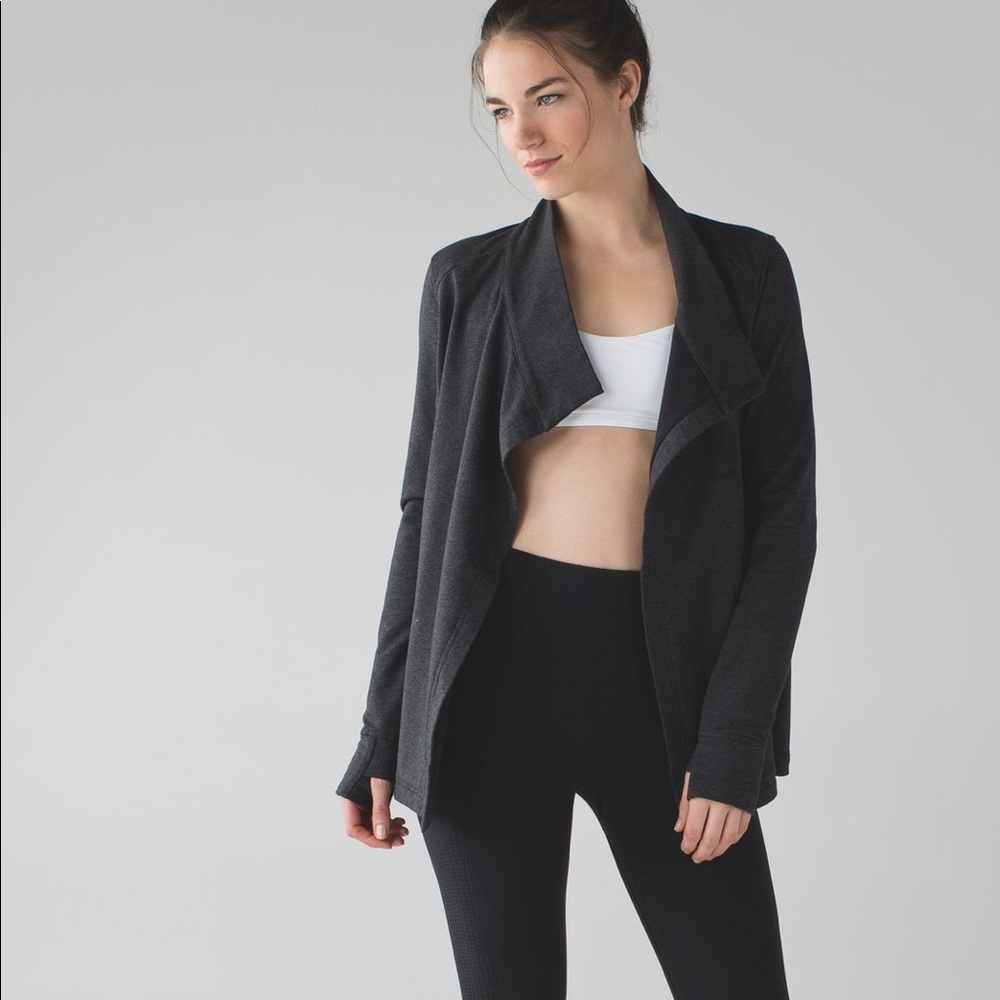 Lululemon Coast Wrap I Heathered Mod Black Grey