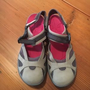 Merrel shoes