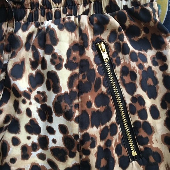Bebe leopard joggers/harem pant - Picture 5 of 5
