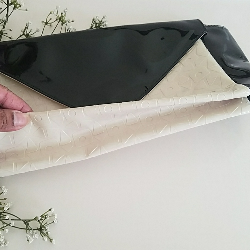 EL Evening Bag NWOT - Picture 2 of 9