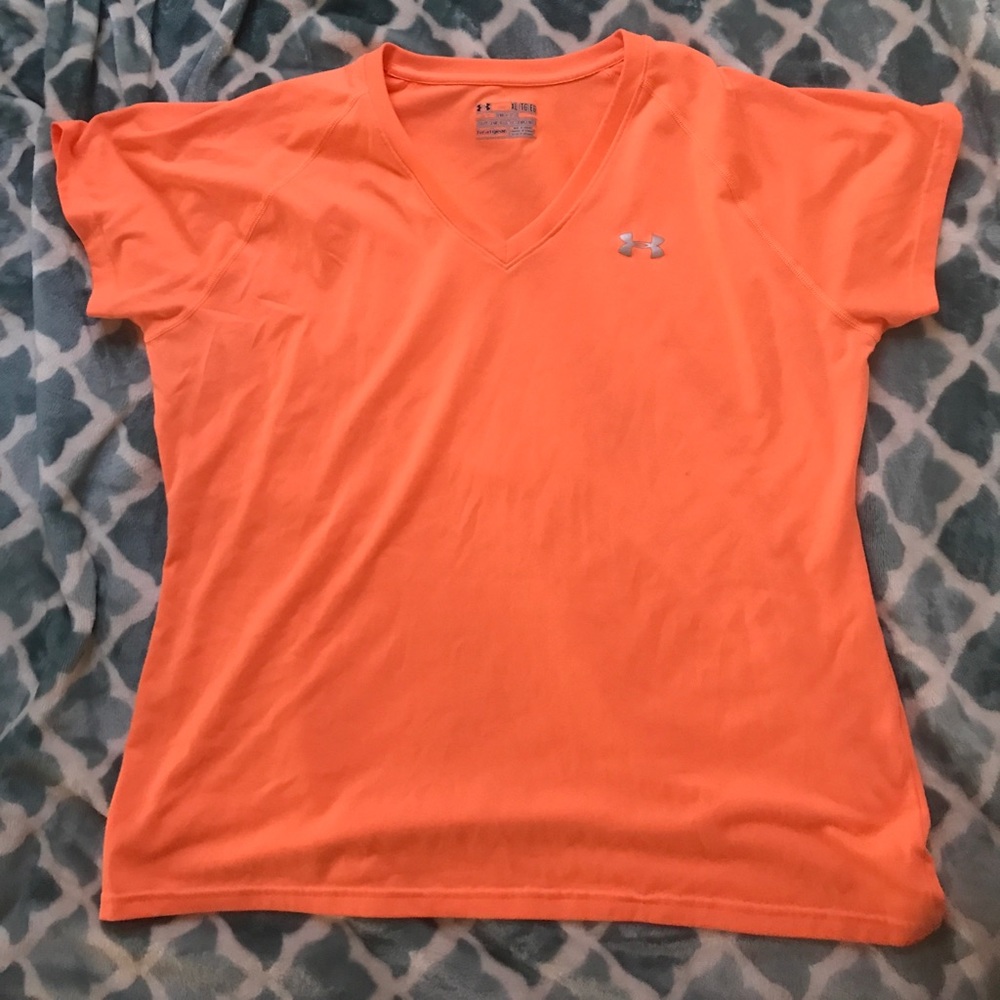 Under Armour Women’s Orange Heat Gear Shirt Sz XL