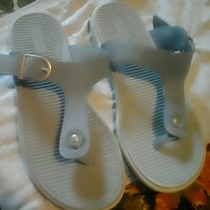 Women's blue GH Bass sandals flip flops size 6M