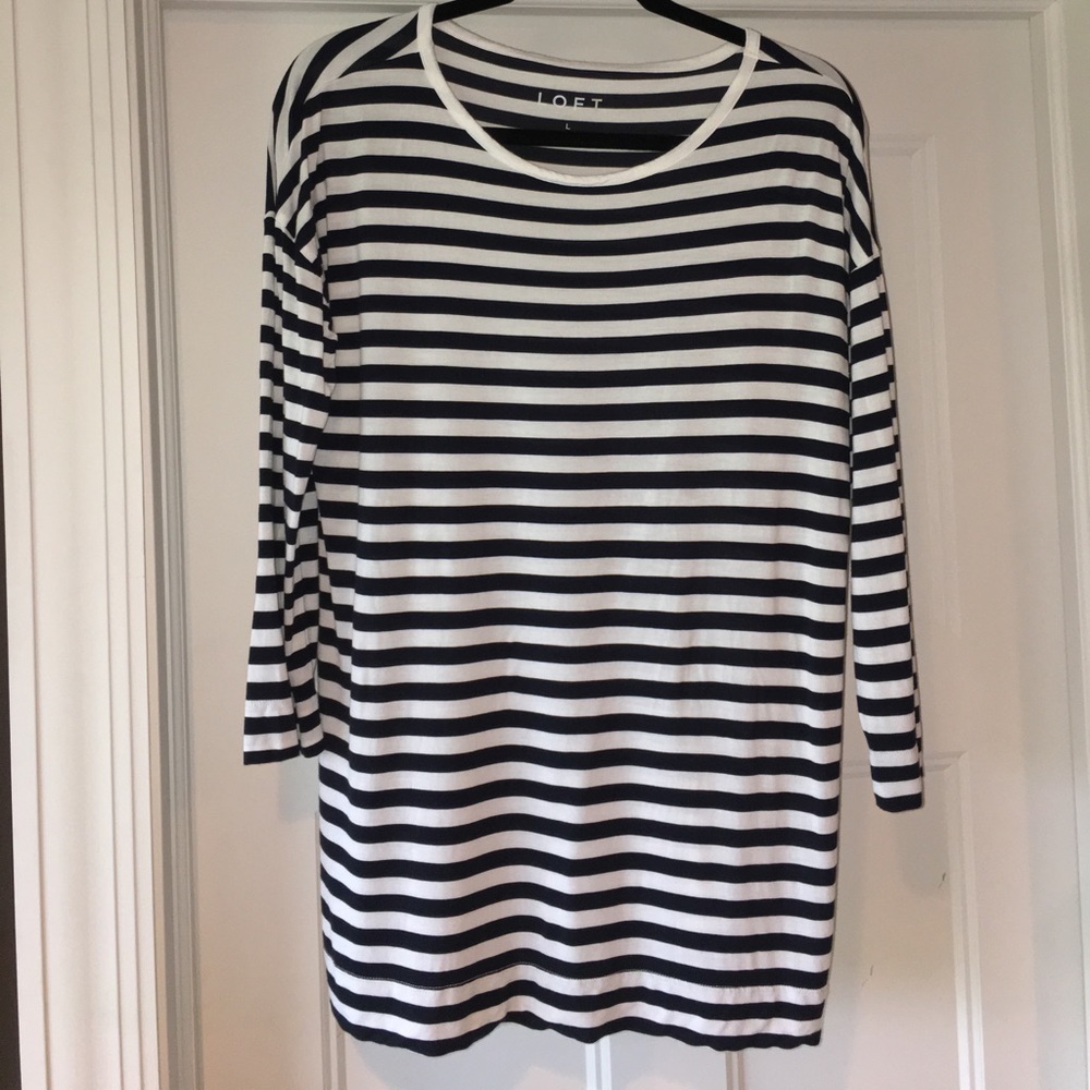 Loft  navy and white 3/4 sleeve top