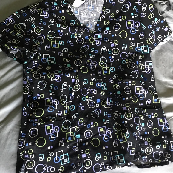 3 scrub tops - Picture 1 of 4