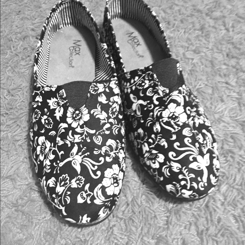 Like new flower flats
