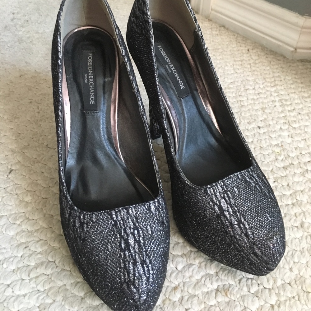 Foreign Exchange Black Lace Heels
