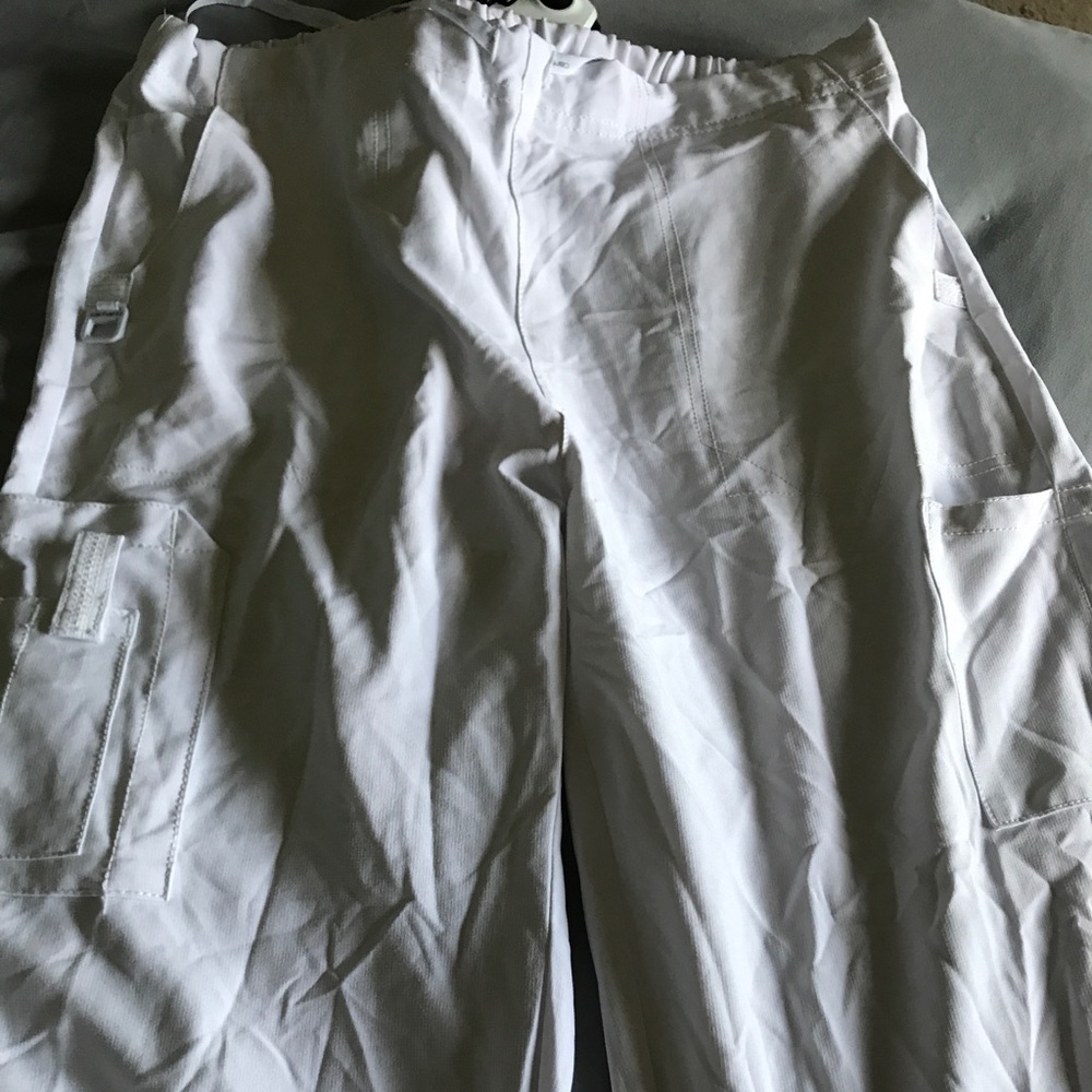 White scrubs pants