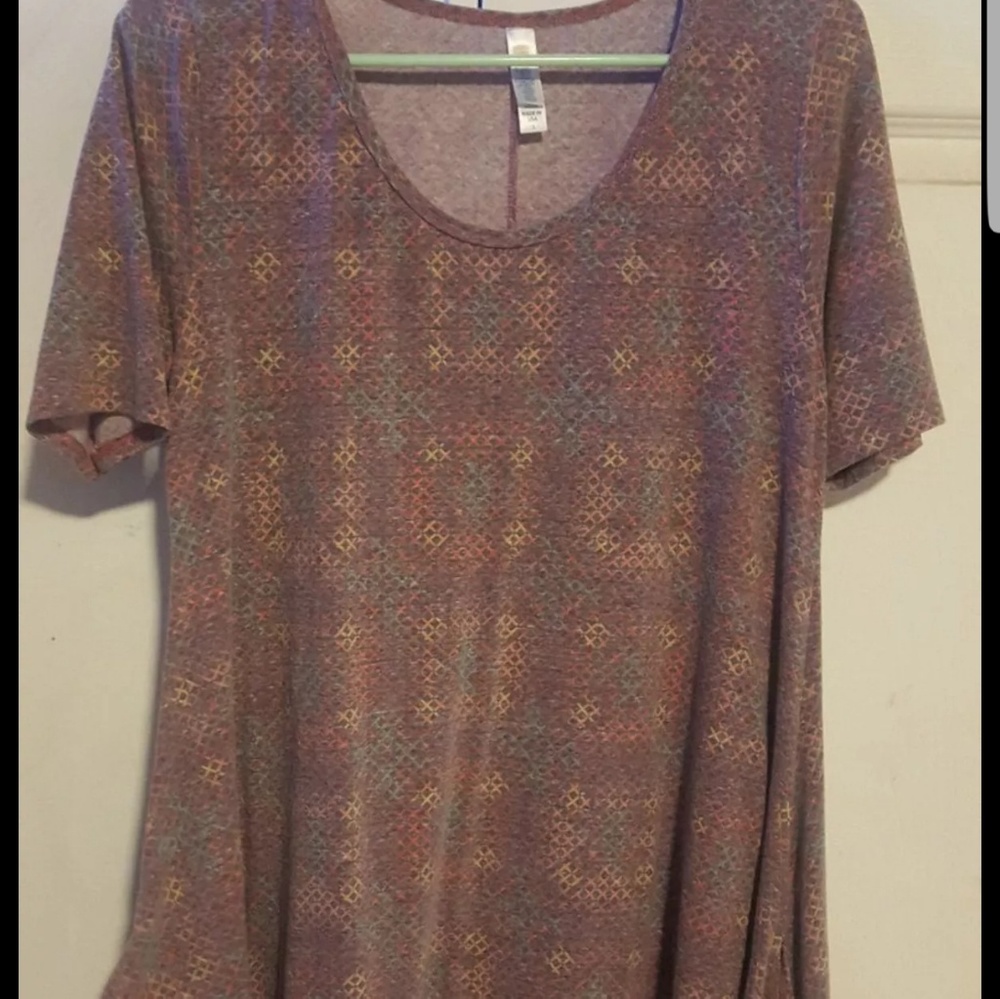 2/$15 Mix & Match Lularoe S Perfect T