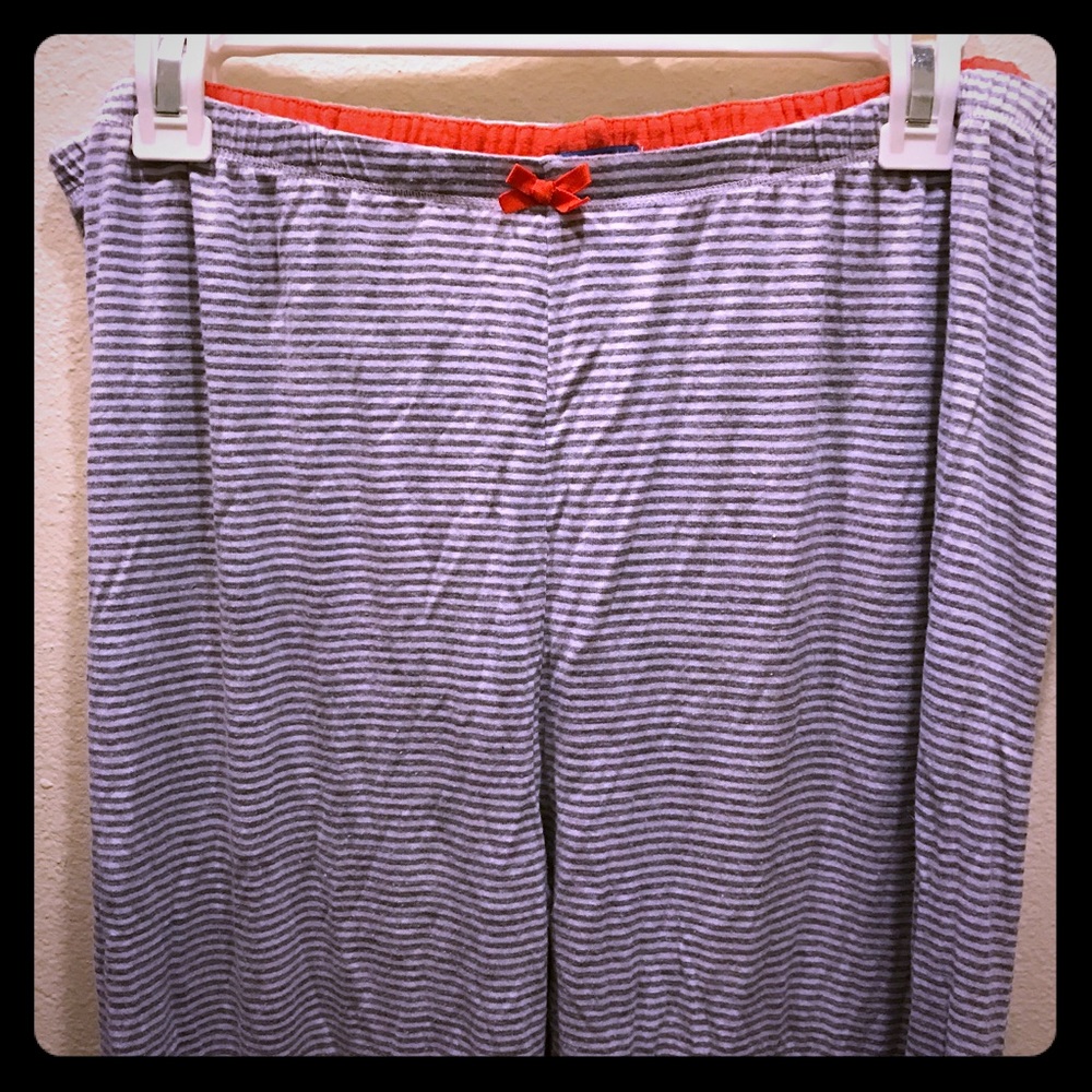 Vera wang pajama capris