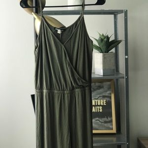 Jumpsuit olive green