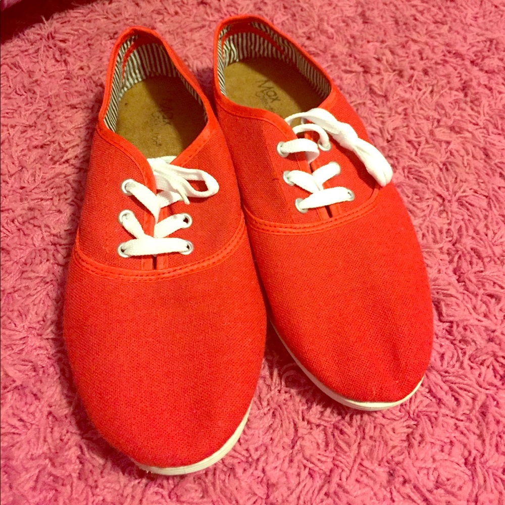 Red shoes