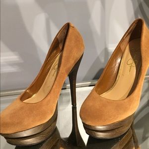 Jessica Simpson platform Suede pumps size 6